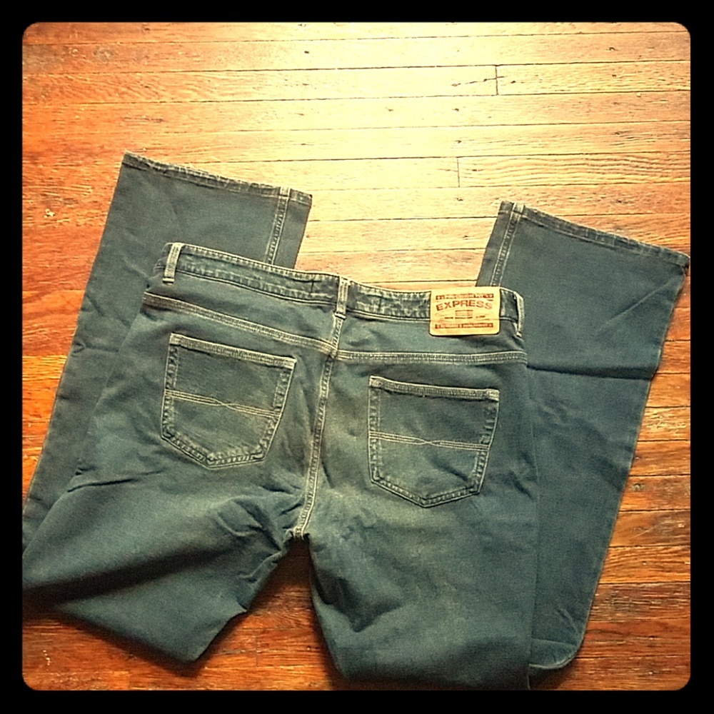 Express Precision Fit Jean The Original Jegging🤩